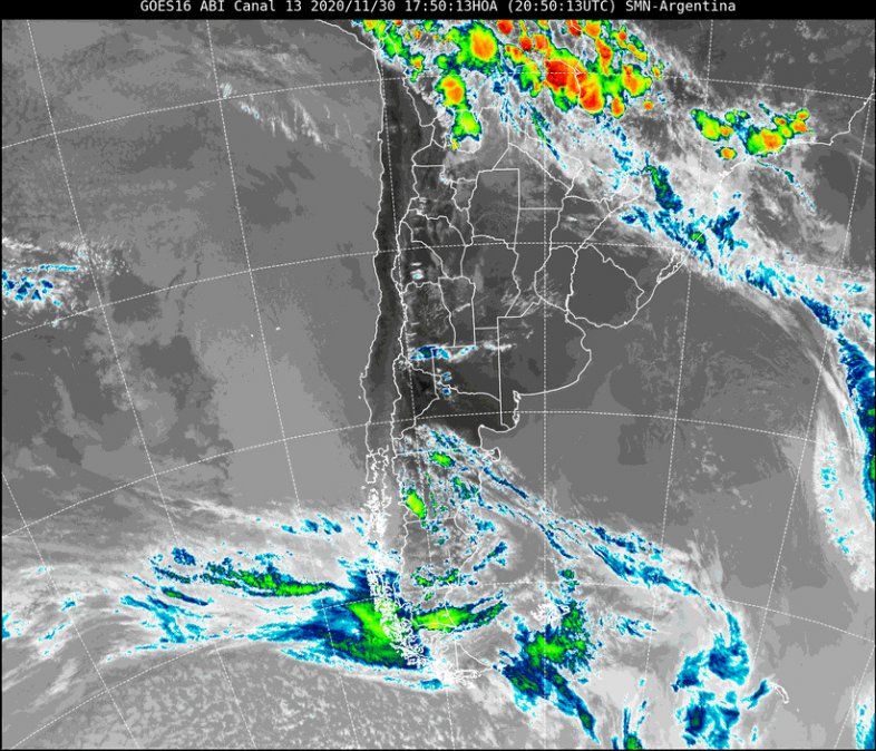 En la imagen satelital se observa poca nubosidad en la región de Santa Fe como consecuencia del ingreso de una masa de aire fresca y seca que provocó mejoras en las condiciones climáticas.