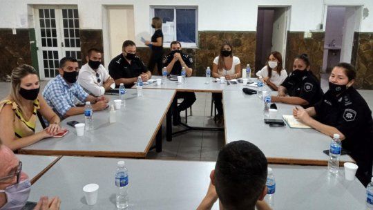 Restricción de circulación con retención de autos, multas onerosas y causas penales