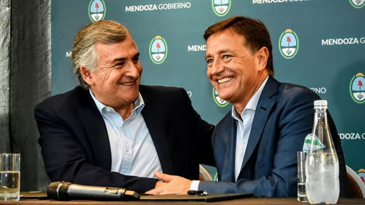 Los radicales Gerardo Morales y Rodolfo Suárez.