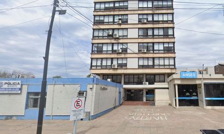 Silva fue juzgado en los tribunales de San Jorge. Silva fue juzgado en los tribunales de San Jorge.