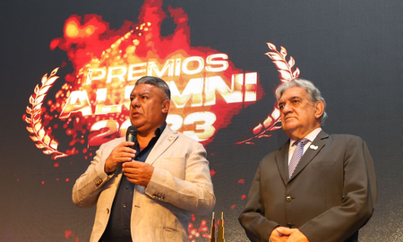 Claudio Tapia estuvo en los Premios Alumni 2023. Claudio Tapia estuvo en los Premios Alumni 2023.