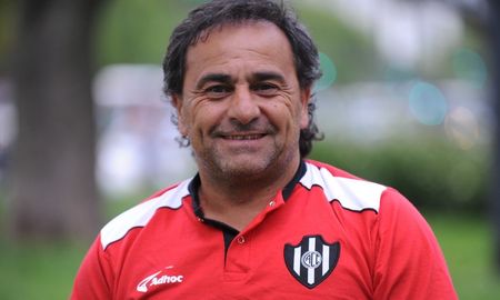 Gustavo Coleoni dirigirá, nuevamente, a Central Córdoba de Santiago del Estero. Gustavo Coleoni dirigirá, nuevamente, a Central Córdoba de Santiago del Estero.
