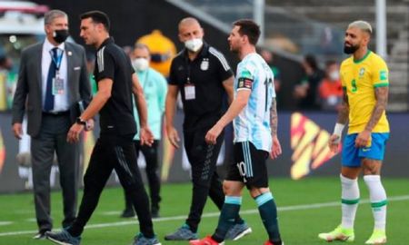 El partido de Brasil y Argentina se suspendió y los memes no se hicieron esperar. El partido de Brasil y Argentina se suspendió y los memes no se hicieron esperar.