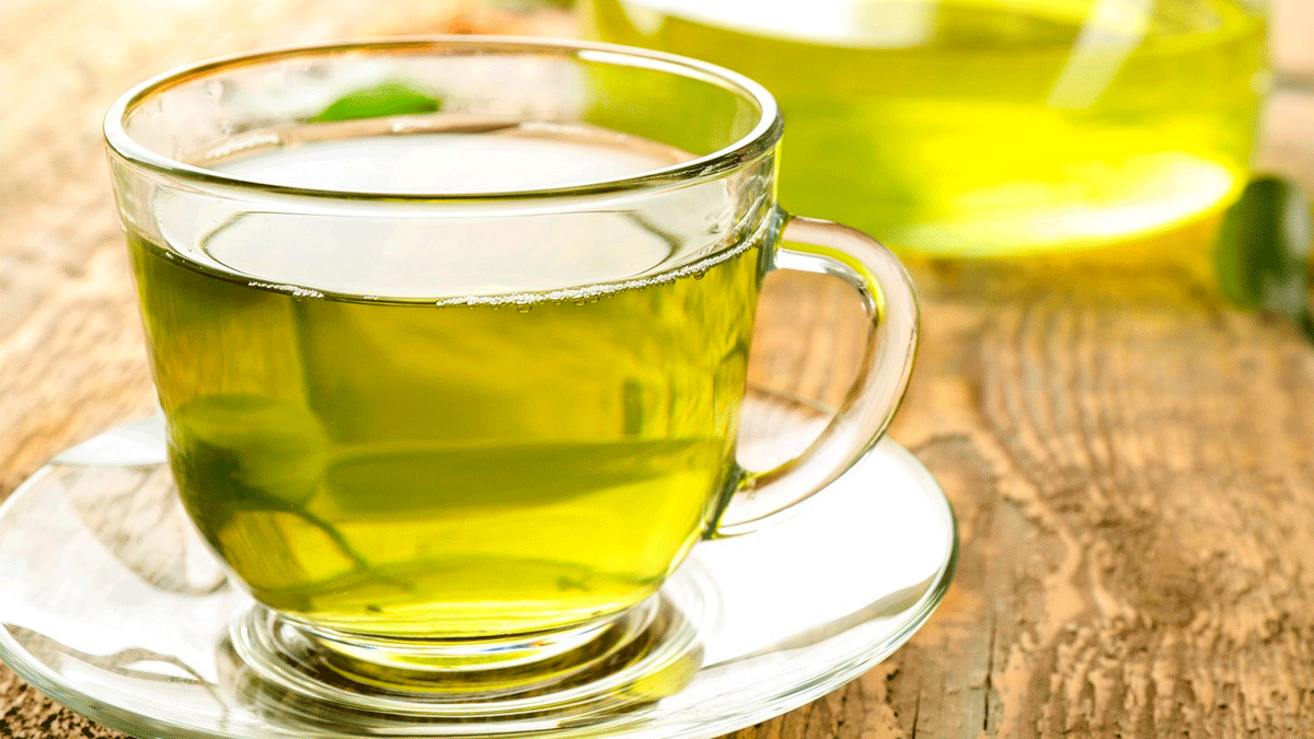 El t&eacute; verde es rico en polifenoles, un compuesto de origen vegetal que funciona como un poderoso antioxidante.