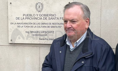 Felipe Michlig, senador por el departamento San Cristóbal, en el homenaje al exgobernador. Felipe Michlig, senador por el departamento San Cristóbal, en el homenaje al exgobernador.