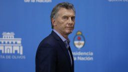Macri apunta a las provincias para acelerar el ajuste del déficit Macri apunta a las provincias para acelerar el ajuste del déficit