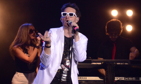 Tiago Galíndez, cantante de Piano Bar: Charly es inimitable pero tenemos un respeto muy grande por la sonoridad de las canciones Tiago Galíndez, cantante de Piano Bar: Charly es inimitable pero tenemos un respeto muy grande por la sonoridad de las canciones