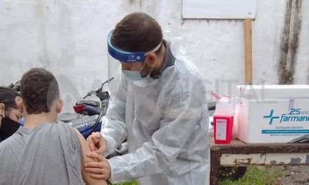El lunes comenzará la combinación de vacunas en la provincia de Santa Fe. El lunes comenzará la combinación de vacunas en la provincia de Santa Fe.