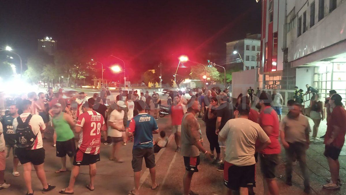 Ante el presente –sobre todo futbolístico- preocupante del club Unión de Santa Fe