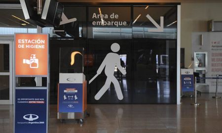 Ninguna compañía puede brindar una solución de viaje a sus clientes con el agravamiento de que si el actual cupo máximo de 600 fuera prorrogado, la demora de muchos pasajeros para volver al país podría extenderse hasta 5 meses. Ninguna compañía puede brindar una solución de viaje a sus clientes con el agravamiento de que si el actual cupo máximo de 600 fuera prorrogado, la demora de muchos pasajeros para volver al país podría extenderse hasta 5 meses.