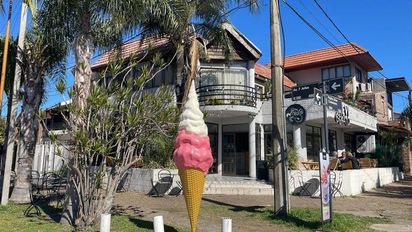 Robo en una heladería de la Costanera de Santa Fe: se llevaron tres tortas heladas y electrodomésticos