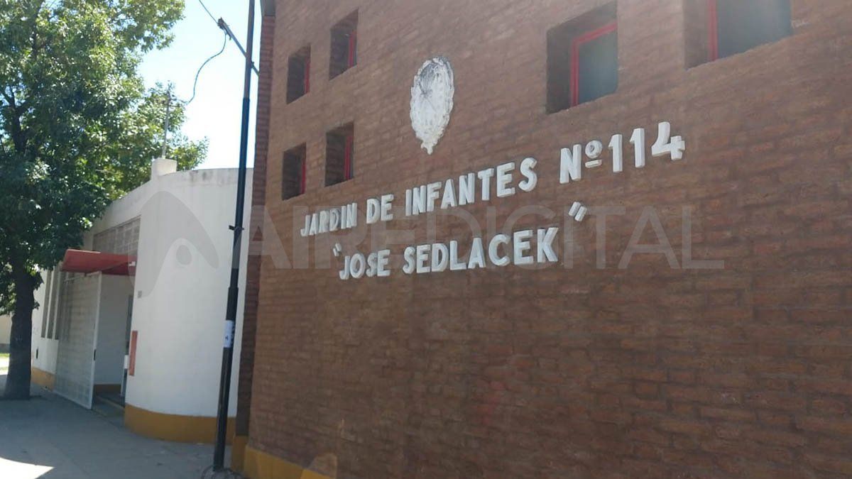 En diálogo con el móvil de AIRE