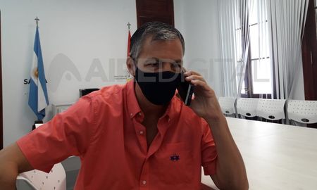 El ministro de TRabajo y Seguridad Social, Juan Manuel Pusineri dijo en los micrófonos de Aire de Santa Fe que el gobierno ratifica el inicio de clases para el 15 de marzo. El ministro de TRabajo y Seguridad Social, Juan Manuel Pusineri dijo en los micrófonos de Aire de Santa Fe que el gobierno ratifica el inicio de clases para el 15 de marzo.