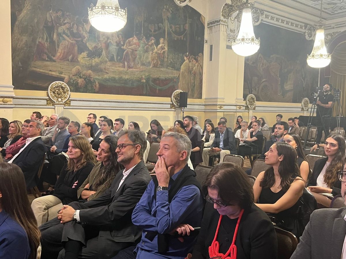 José Curiotto participó de la ceremonia de entrega de los premios nacionales al Periodismo de Investigación 2024. José Curiotto participó de la ceremonia de entrega de los premios nacionales al Periodismo de Investigación 2024.