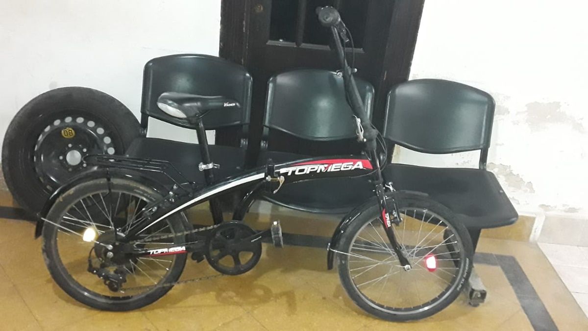 El rodado fue recuperado este mediod&iacute;a y dos personas quedaron detenidas