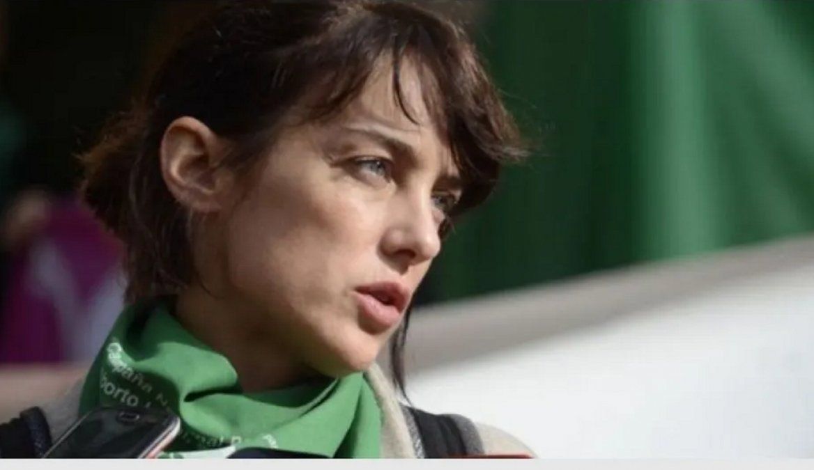 Jazmín Stuart tenía marcas en sus ojos, un delivery pensó que era víctima de violencia de género e intentó ayudarla