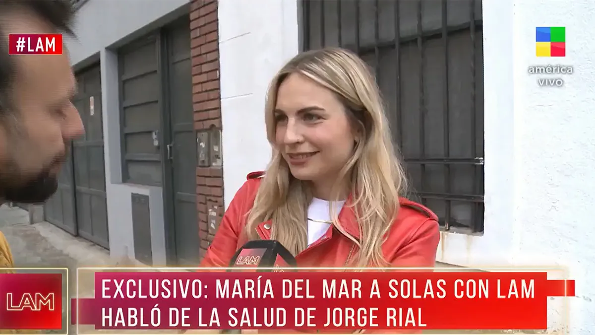 María del Mar Ramón, la novia de Jorge Rial, habló con un movilero de LAM y llamó la atención por su "humor".