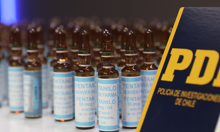 El fentanilo, si se la combina con otros estupefacientes como sucede en países donde hace estragos, puede provocar un efecto que algunos llaman zombie. El fentanilo, si se la combina con otros estupefacientes como sucede en países donde hace estragos, puede provocar un efecto que algunos llaman zombie.
