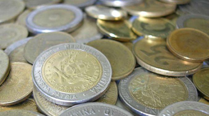 Los coleccionistas buscan monedas con un particular error de diseño que las convierte en un objeto que vale una cifra millonaria.