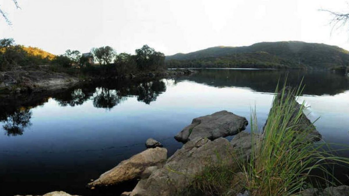 El Dique La Quintana no solo genera energía, sino que también ofrece un entorno perfecto para actividades recreativas en el lago. El Dique La Quintana no solo genera energía, sino que también ofrece un entorno perfecto para actividades recreativas en el lago.