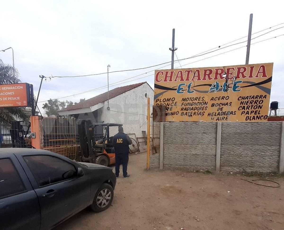Ocho allanamientos en chatarrerías de San Lorenzo en el marco de una causa que investiga robo de cables.