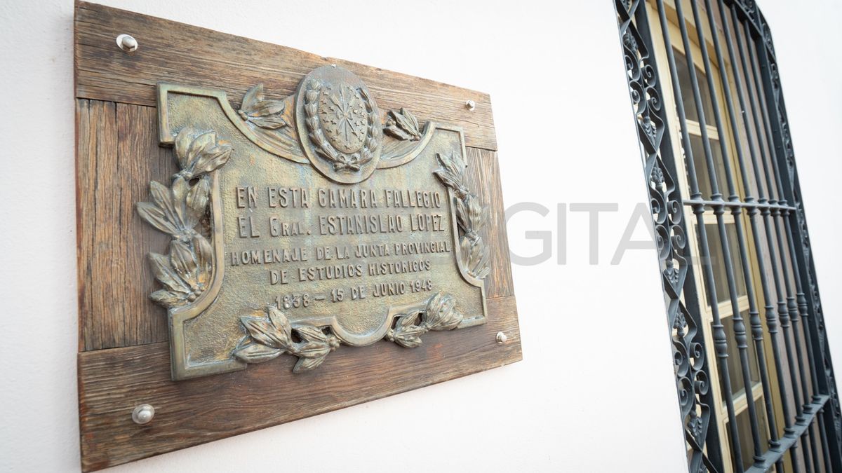 El primer ambiente al cual se puede acceder tras traspasar el hall, es la habitación en la que el Brigadier López murió a causa de tuberculosis el 15 de junio de 1838. El primer ambiente al cual se puede acceder tras traspasar el hall, es la habitación en la que el Brigadier López murió a causa de tuberculosis el 15 de junio de 1838.