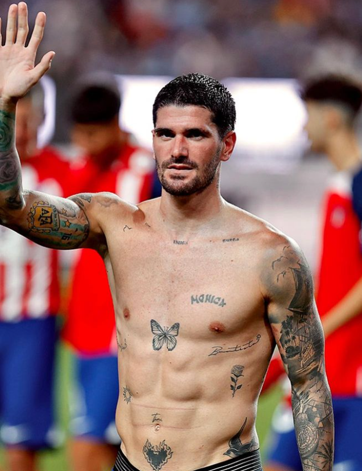 Rodrigo De Paul le dedicó un tatuaje a Tini Stoessel. Rodrigo De Paul le dedicó un tatuaje a Tini Stoessel.