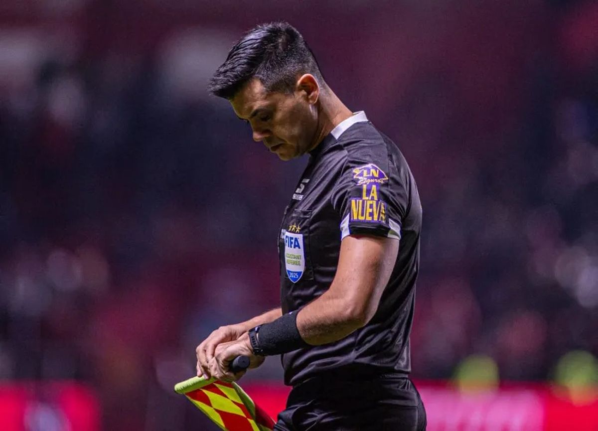 Facundo Rodríguez, el juez de línea que representará a Villa Guillermina y a Santa Fe en el Mundial. Facundo Rodríguez, el juez de línea que representará a Villa Guillermina y a Santa Fe en el Mundial.