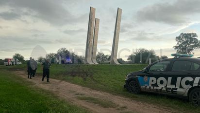 Hallaron sin vida al chico que había desaparecido en el río detrás del Museo de la Constitución