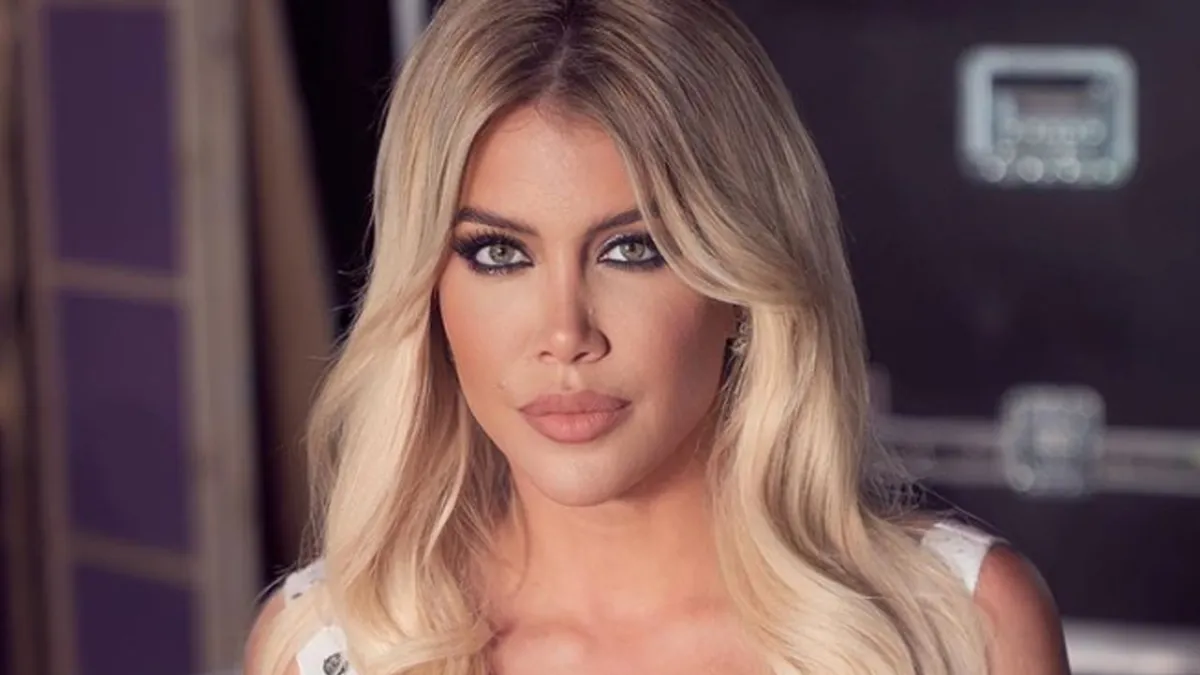 Wanda Nara tomó la decisión de regresar a su rubio original por una insólita cuestión. Wanda Nara tomó la decisión de regresar a su rubio original por una insólita cuestión.