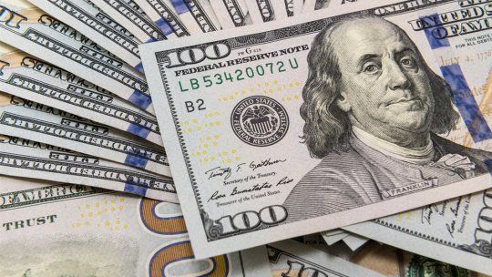 Para contener al dólar, el BCRA debió vender hoy u$s1.470 millones
