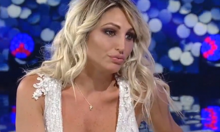 El difícil presente de Vicky Xipolitakis: duerme en un colchón tirada en el piso El difícil presente de Vicky Xipolitakis: duerme en un colchón tirada en el piso