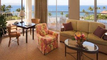 encontraron una serpiente en la habitacion y les recomendaron ?dormir con ella? encontraron una serpiente en la habitacion y les recomendaron ?dormir con ella?