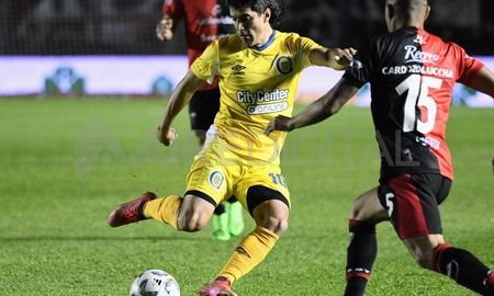 Colón vs. Rosario Central, por la cuarta fecha de la Copa de la Liga. Colón vs. Rosario Central, por la cuarta fecha de la Copa de la Liga.