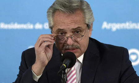 Alberto Fernández defendió los anuncios para el Amba. Alberto Fernández defendió los anuncios para el Amba.