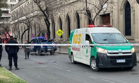 Accidente fatal en pleno Bulevar Gálvez: un motociclista fallecido Accidente fatal en pleno Bulevar Gálvez: un motociclista fallecido