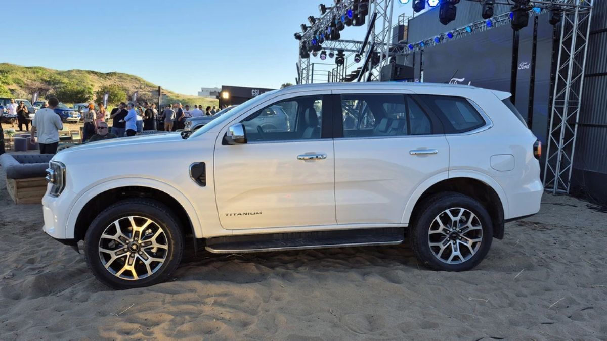 La Ford Everest combina confort premium y espíritu aventurero. La Ford Everest combina confort premium y espíritu aventurero.