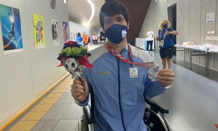 Matías De Andrade ganó la medalla de plata en los Juegos Paralímpicos de Tokio y Argentina suma otra presea a su medallero. Matías De Andrade ganó la medalla de plata en los Juegos Paralímpicos de Tokio y Argentina suma otra presea a su medallero.