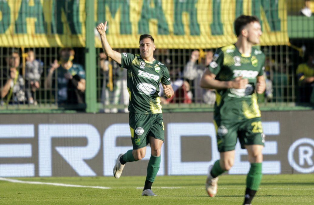 Talleres visita a Defensa y Justicia para defender el liderazgo del Torneo de la Liga Profesional.