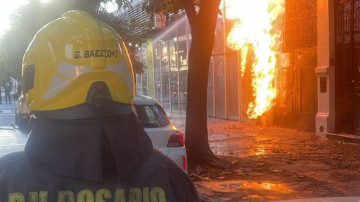 El incendio se desató en una casilla de gas en Tucumán al 2300