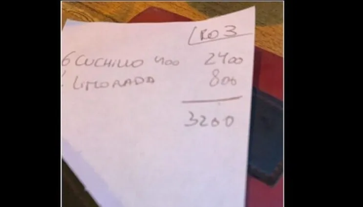 Pagó una fortuna la media docena de empanadas.