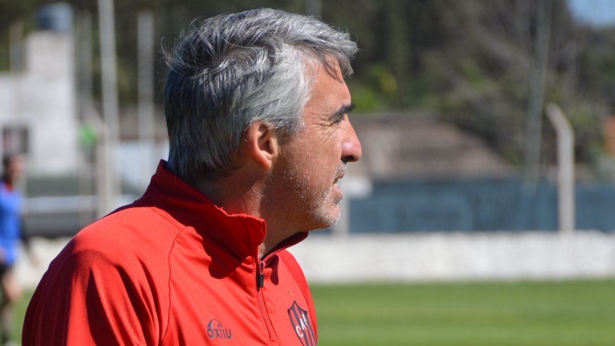 Gabriel Gómez explotó contra los hinchas que insultaron a Patronato: Me cansé de estos tipos