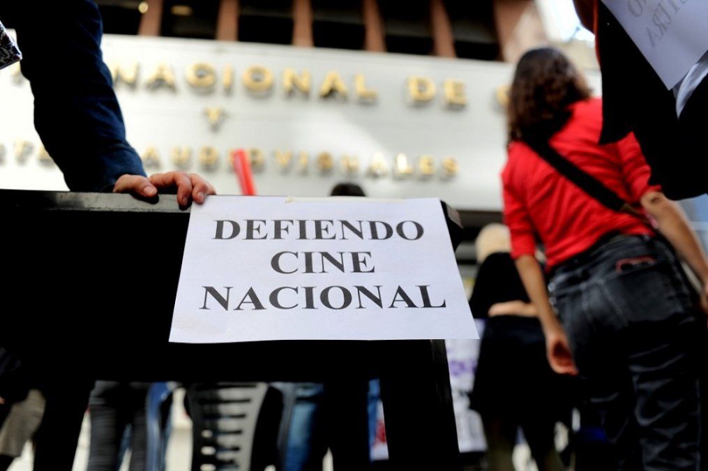 Los representantes del cine de Santa Fe se manifestaron en contra de la represión en las protestas frente al Incaa.&nbsp;