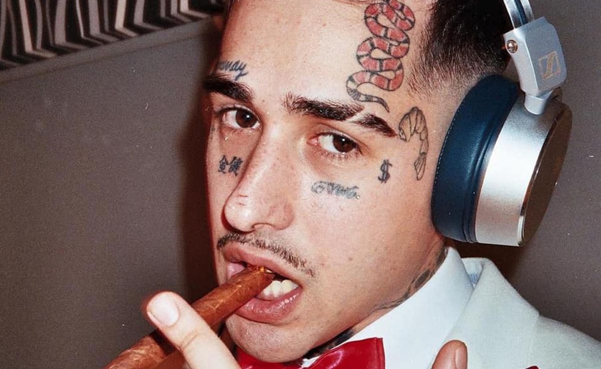 Zaramay se cruzó con un fan en vivo.