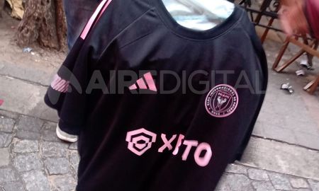 La camiseta del Inter de Miami que se vende en Argentina. La camiseta del Inter de Miami que se vende en Argentina.