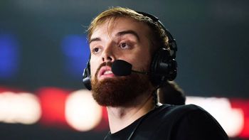 Ibai Llanos sacudió el avispero y confirmó la cartelera de la Velada del Año 6. Ibai Llanos sacudió el avispero y confirmó la cartelera de la Velada del Año 6.