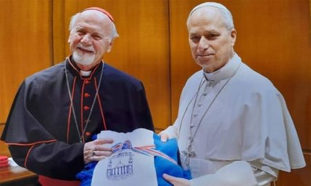 El arzobispo de Santiago del Estero se reunió con el Papa León XIV. Foto: Arzobispado de Santiago del Estero. El arzobispo de Santiago del Estero se reunió con el Papa León XIV. Foto: Arzobispado de Santiago del Estero.