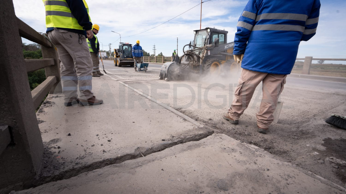 Arreglos de Vialidad Nacional sobre el Puente Carretero. Arreglos de Vialidad Nacional sobre el Puente Carretero.
