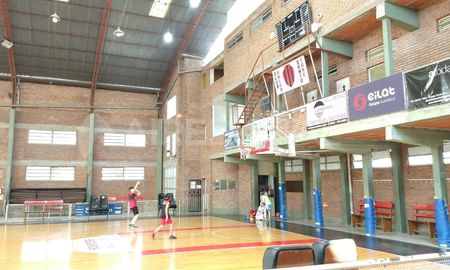 En 14 departamentos de la provincia de Santa Fe los clubes deben cerrar hasta el 21 de mayo. En 14 departamentos de la provincia de Santa Fe los clubes deben cerrar hasta el 21 de mayo.