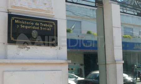 La idea del Estado provincial es que la planta siga funcionando y que se conserven los puestos de trabajos. La idea del Estado provincial es que la planta siga funcionando y que se conserven los puestos de trabajos.
